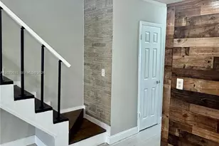 1705 W 57th St, Hialeah, FL 33012 - Photo 27