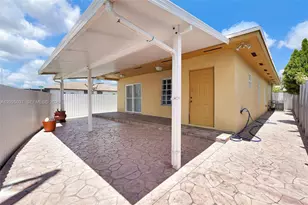 1396 W 30th St, Hialeah, FL 33012 - Photo 37