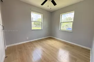 4030 SW 28th St, West Park, FL 33023 - Photo 11