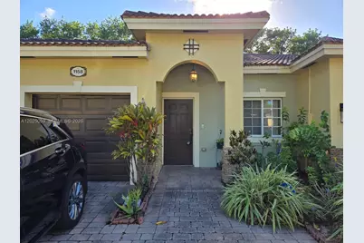 1158 NE 32nd Ave #1158, Homestead, FL 33033 - Photo 1