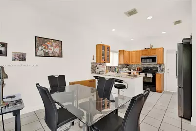 4149 NE 30th St, Homestead, FL 33033 - Photo 15