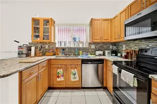 4149 NE 30th St, Homestead, FL 33033 - Photo 13