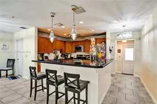 9910 Bahama Dr, Cutler Bay, FL 33189 - Photo 5