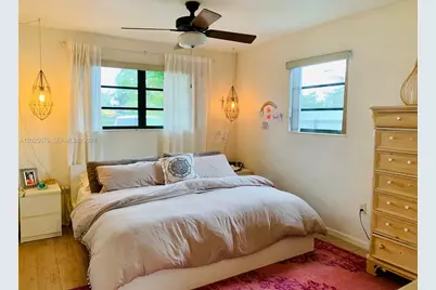 9910 Bahama Dr, Cutler Bay, FL 33189 - Photo 13