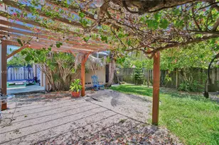 9910 Bahama Dr, Cutler Bay, FL 33189 - Photo 31
