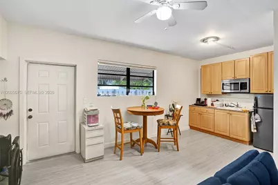 9910 Bahama Dr, Cutler Bay, FL 33189 - Photo 27
