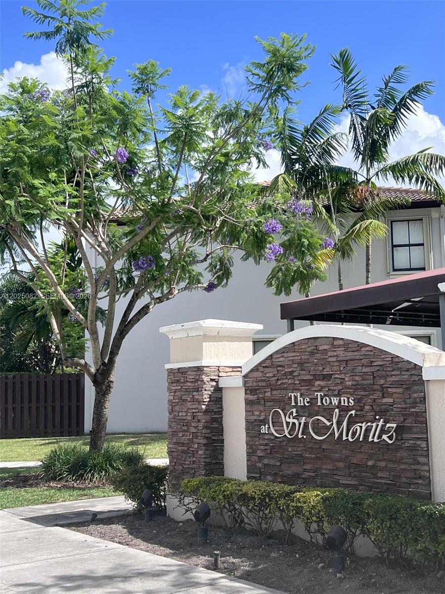 11601 NW 89th St #222 - 11601 NW 89th St #222, Doral, FL 33178 Luxury Property | Jose Angel Pina