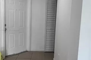 11601 NW 89th St, Doral, FL 33178 - Photo 19