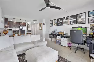 20379 W Country Club Dr, Aventura, FL 33180 - Photo 13