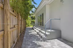 434 NE 77th St, Miami, FL 33138 - Photo 53