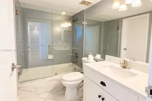 7601 E Treasure Dr, North Bay Village, FL 33141 - Photo 21