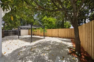 10204 SW 173rd St, Miami, FL 33157 - Photo 23