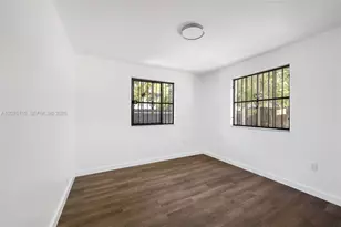 10204 SW 173rd St, Miami, FL 33157 - Photo 13