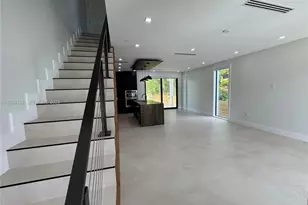 1924 NW 27th St, Miami, FL 33142 - Photo 13