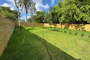 1924 NW 27th St, Miami, FL 33142 - Photo 65