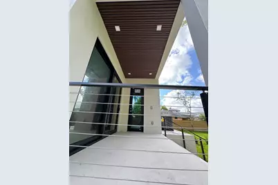 1924 NW 27th St, Miami, FL 33142 - Photo 31