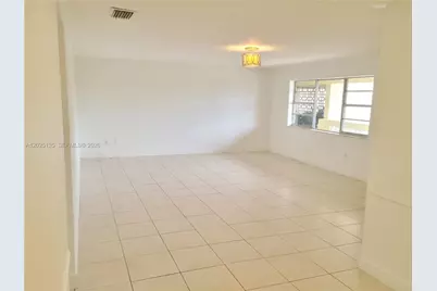 11960 NE 19th Dr #16, North Miami, FL 33181 - Photo 5