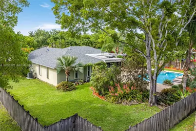 11480 SW 96th Ter, Miami, FL 33176 - Photo 3