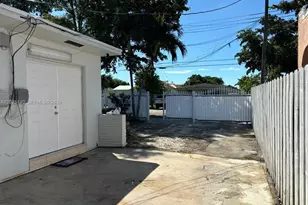 2359 NW 32nd St, Miami, FL 33142 - Photo 9