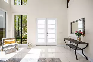 8763 NW 157th Terrace, Miami Lakes, FL 33018 - Photo 3