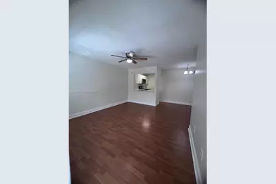 2570 W 67th Pl #21-2, Hialeah, FL 33016 - Photo 5