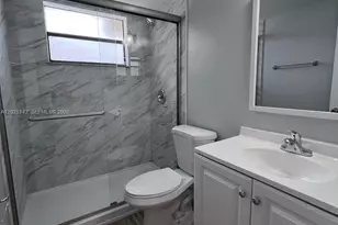 2570 W 67th Pl, Hialeah, FL 33016 - Photo 13