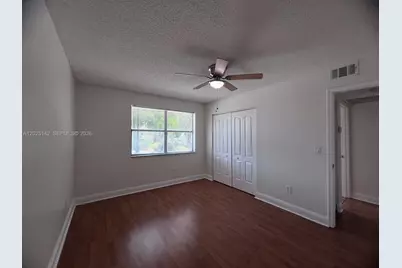 2570 W 67th Pl #21-2, Hialeah, FL 33016 - Photo 11