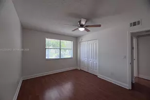 2570 W 67th Pl, Hialeah, FL 33016 - Photo 11