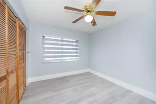 18660 NW 78th Ave, Hialeah, FL 33015 - Photo 15