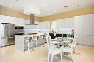 7525 NW 103rd Pl, Doral, FL 33178 - Photo 19