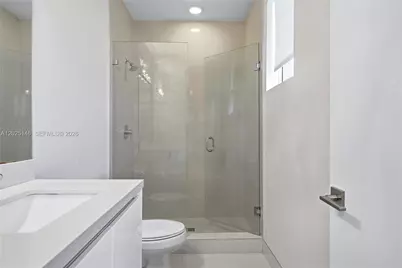7525 NW 103rd Pl, Doral, FL 33178 - Photo 37