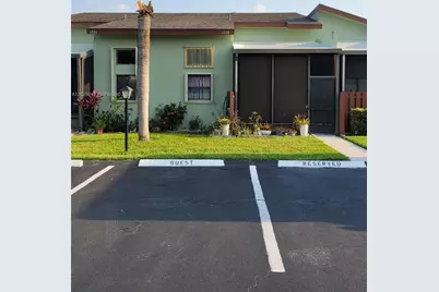 1728 W Sanderling Ln #3, Fort Pierce, FL 34982 - Photo 1