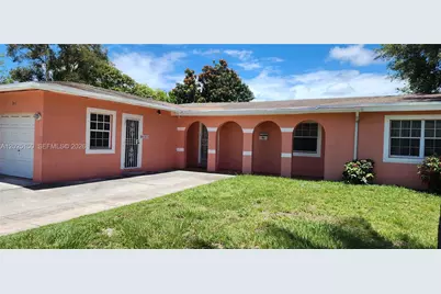 901 NE 160th Ter, North Miami Beach, FL 33162 - Photo 5