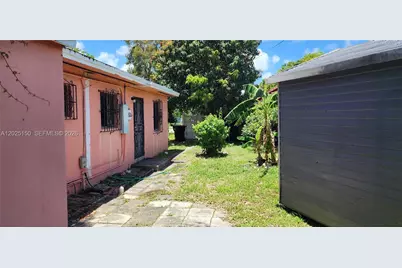 901 NE 160th Ter, North Miami Beach, FL 33162 - Photo 19