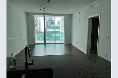 950 Brickell Bay Dr #2303, Miami, FL 33131 - Photo 7
