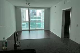 950 Brickell Bay Dr, Miami, FL 33131 - Photo 7
