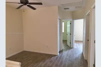 1645 SE 20th Rd #1645, Homestead, FL 33035 - Photo 11