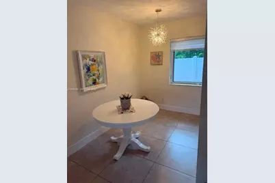 2016 NE 14th Ct #2, Fort Lauderdale, FL 33304 - Photo 7