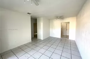1321 NW 28th St, Miami, FL 33142 - Photo 7