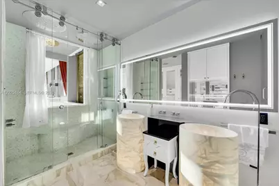 100 S Pointe Dr #3002, Miami Beach, FL 33139 - Photo 29