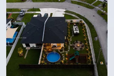 10769 SW 146th St, Miami, FL 33176 - Photo 5