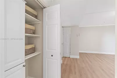 671 NE 195th St #121E, Miami, FL 33179 - Photo 15