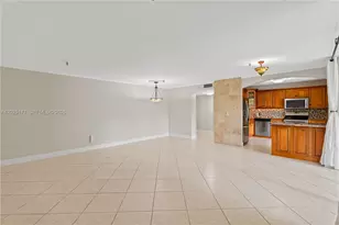 671 NE 195th St, Miami, FL 33179 - Photo 3