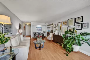 1201 S Ocean Dr, Hollywood, FL 33019 - Photo 15