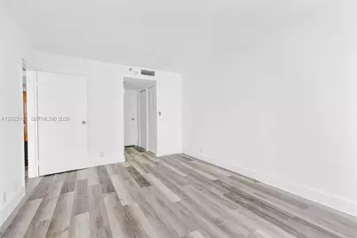 7601 E Treasure Dr #506, North Bay Village, FL 33141 - Photo 17