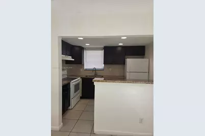 2121 NE 168th St #06, North Miami Beach, FL 33162 - Photo 15