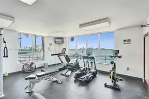 1625 Kennedy Causeway, North Bay Village, FL 33141 - Photo 31