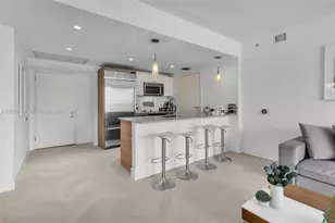 1300 Brickell Bay Dr, Miami, FL 33131 - Photo 3