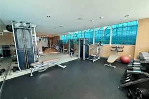 400 Sunny Isles Blvd, Sunny Isles Beach, FL 33160 - Photo 29