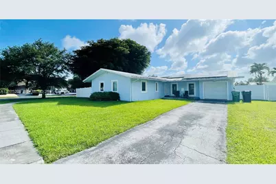 18962 SW 94th Ave, Cutler Bay, FL 33157 - Photo 5